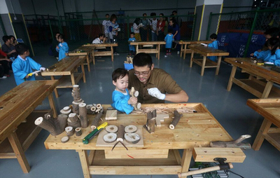 廣州天價幼兒園 19.8萬一年，高爾夫與廣告設計背后的教育迷思